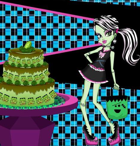 Birthday Cake Games on Play Free Games Online   Monster High Games   Monster High Queen Cleo